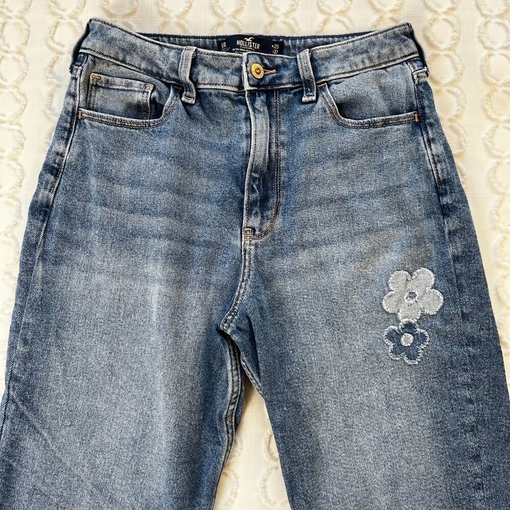 Hollister Ultra High Rise Mom Jean W29 Flower Patch Denim Hippie - Picture 5 of 7